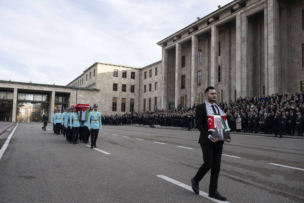 Hasan Bitmez için Meclis'te cenaze töreni. Babası Filistin atkısıyla uğurladı - Resim: 8